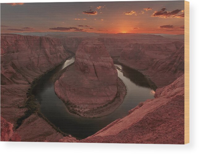 Sunset Wood Print featuring the photograph Sunset at Horseshoe Bend by Susan Rissi Tregoning