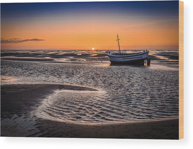 England Wood Print featuring the photograph Sunset, Meols Beach by Peter OReilly