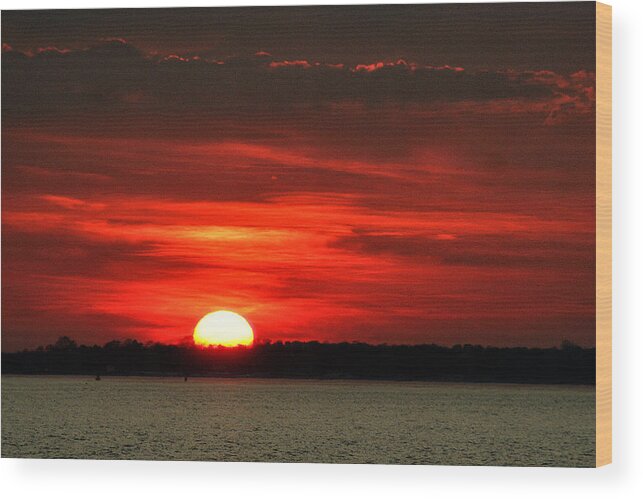 Sunset Wood Print featuring the photograph Sunset Over Long Island by William Selander