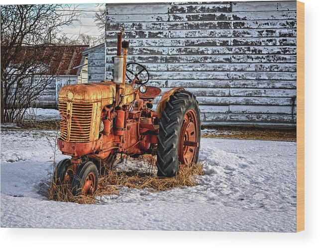 Tractor Wood Print featuring the photograph The Case 400 by Bonfire Photography