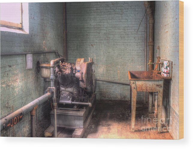 Biddeford Wood Print featuring the photograph The Compressor by David Bishop