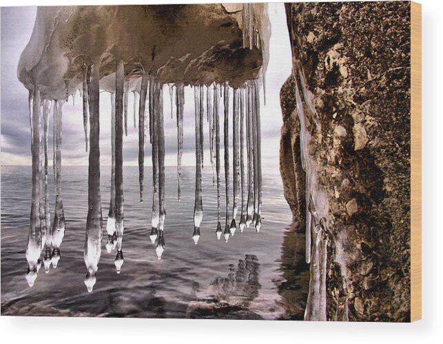 Hdr Wood Print featuring the photograph The Frozen Veil by Russell Styles