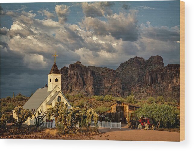 The Superstitions Wood Print featuring the photograph The Little Chapel in the Superstitions by Saija Lehtonen