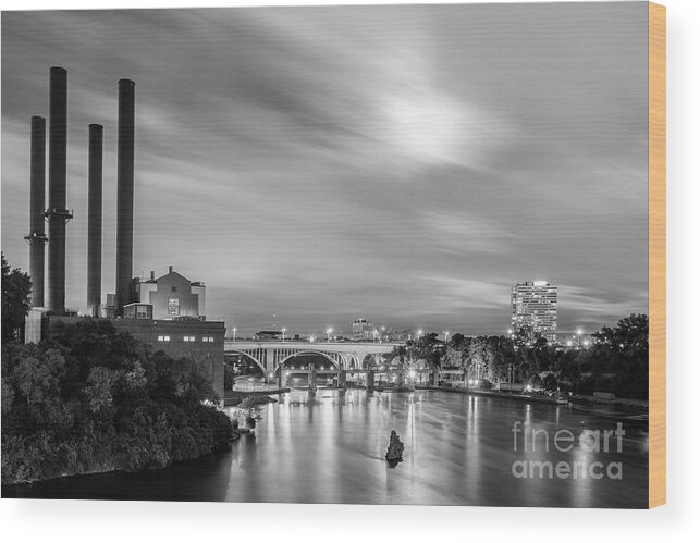 Bridge Wood Print featuring the photograph The Mississippi River night scene by Iryna Liveoak