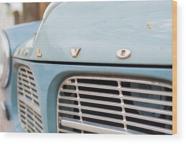 122 Wood Print featuring the photograph The Trusted Volvo Amazon by Marcus Karlsson Sall