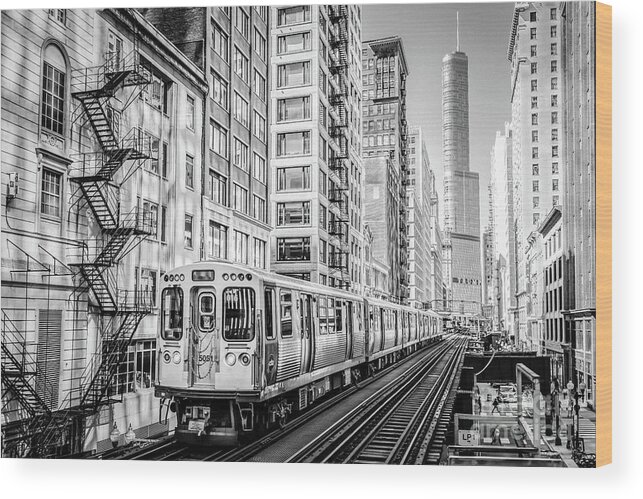 B/w Wood Print featuring the photograph The Wabash L Train in Black and White by David Levin