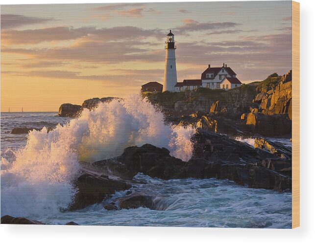 Cape Elizabeth Wood Print featuring the photograph The Wave by Benjamin Williamson