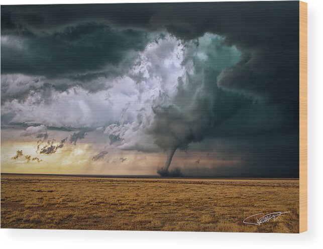 Cloud Wood Print featuring the photograph This ain't Kansas by Jeff Niederstadt