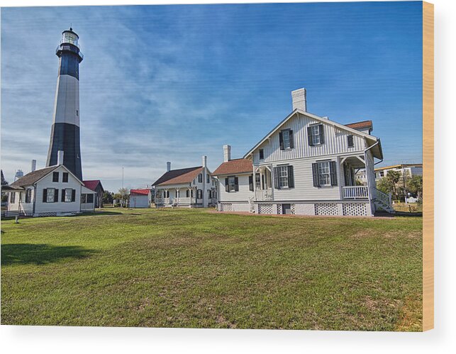 Lighthouse Wood Print featuring the photograph Tybee Island Light Station by Kim Hojnacki