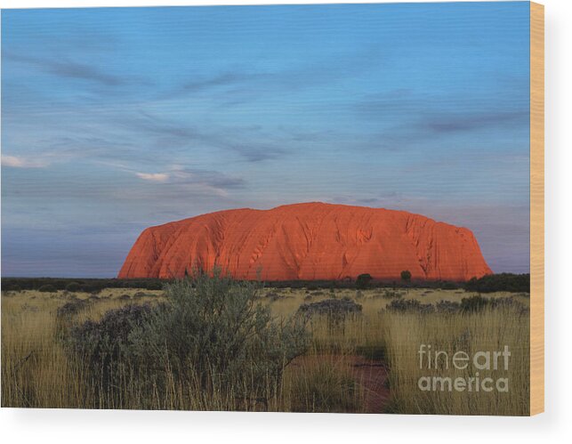 Mountain Wood Print featuring the photograph Uluru Sunset 03 by Werner Padarin