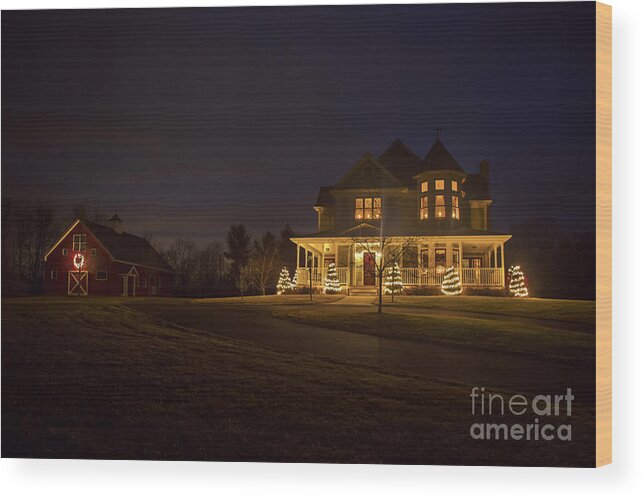Christmas Wood Print featuring the photograph Victorian House at Christmas by Diane Diederich