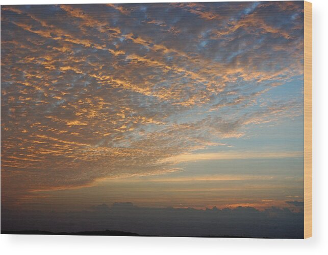 Skys Wood Print featuring the photograph Waves of Light by Robert Anschutz