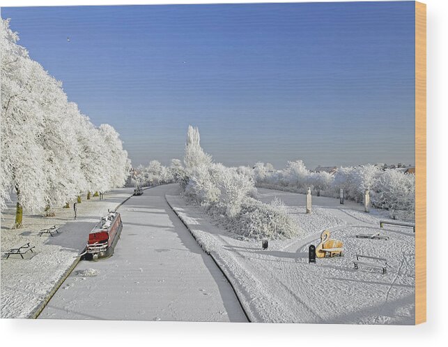 Europe Wood Print featuring the photograph Winter Wonderland by Rod Johnson
