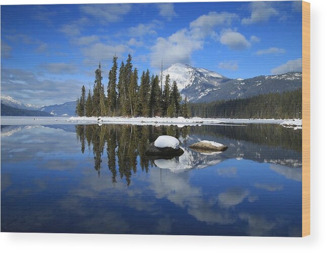 Winters Mirror Wood Print featuring the photograph Winters mirror by Lynn Hopwood