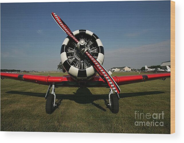 Wisconsin Wood Print featuring the photograph E.a.a. 2007 Airventure Fly-in #10 by Jonathan Daniel