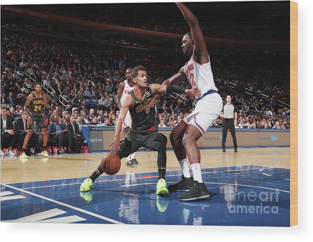Nba Pro Basketball Wood Print featuring the photograph Atlanta Hawks V New York Knicks by Nathaniel S. Butler