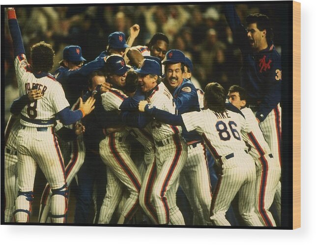 1980-1989 Wood Print featuring the photograph 1986 World Series Mets by T.g. Higgins