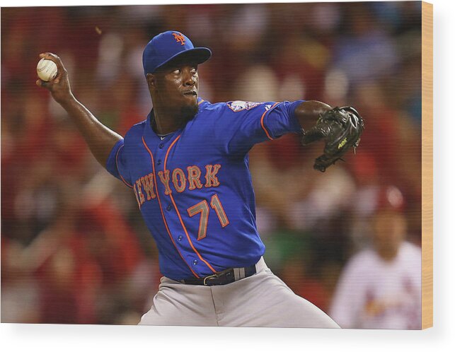Relief Pitcher Wood Print featuring the photograph New York Mets V St. Louis Cardinals by Dilip Vishwanat