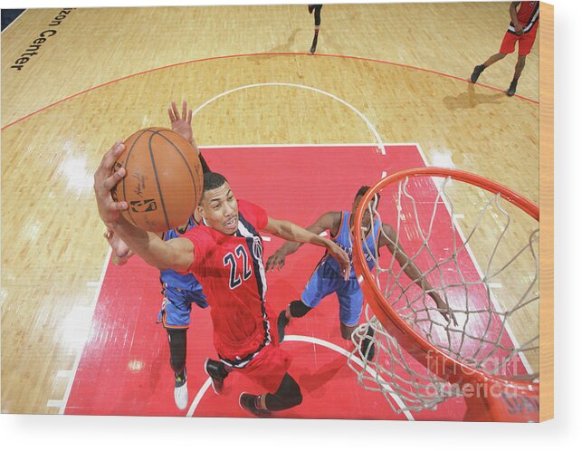 Nba Pro Basketball Wood Print featuring the photograph Oklahoma City Thunder V Washington by Ned Dishman