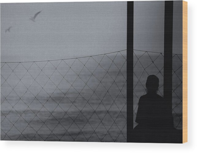Sea Wood Print featuring the photograph Alone , In The Sea by Teruhiko Tsuchida