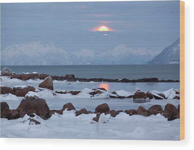 Tromso Wood Print featuring the photograph Arctic Moonset by Antonyspencer