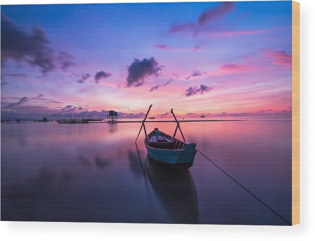 Landscape Wood Print featuring the photograph Boat under the sunset by Top Wallpapers