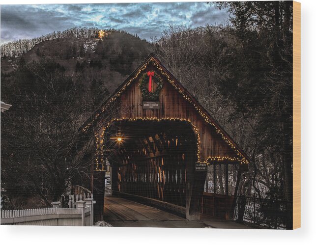 Middle Covered Bridge Wood Print featuring the photograph Christmas Star above Woodstock Covered Bridge by Jeff Folger