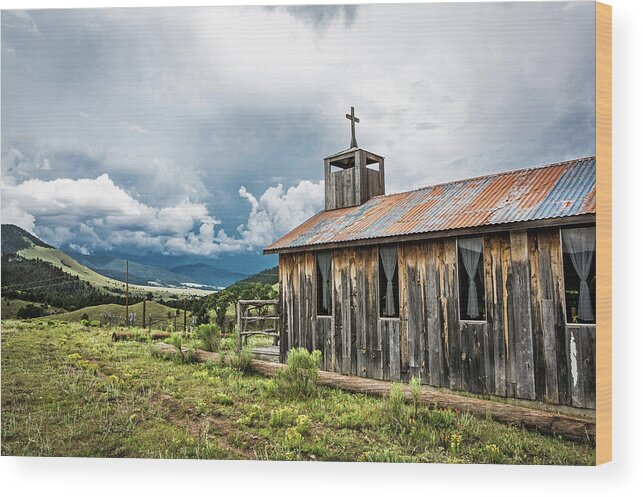 Church Wood Print featuring the photograph Church in Elizabethtown by Candy Brenton