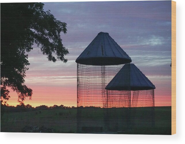 Corn Crib Wood Print featuring the photograph Corn Cribs at Sunset by Tana Reiff