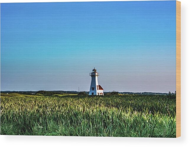 New London Wood Print featuring the photograph Distant New London Lighhouse by Douglas Wielfaert