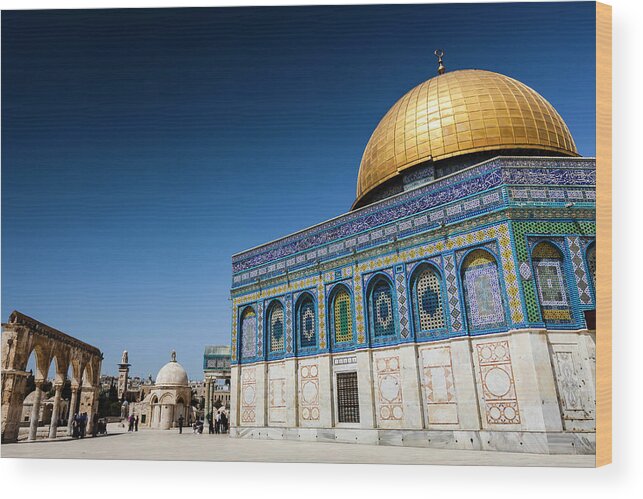 Arch Wood Print featuring the photograph Dome Of The Rock by Manuel Romaris