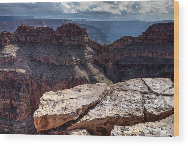 Arizona Wood Print featuring the photograph Eagle Point by James Marvin Phelps