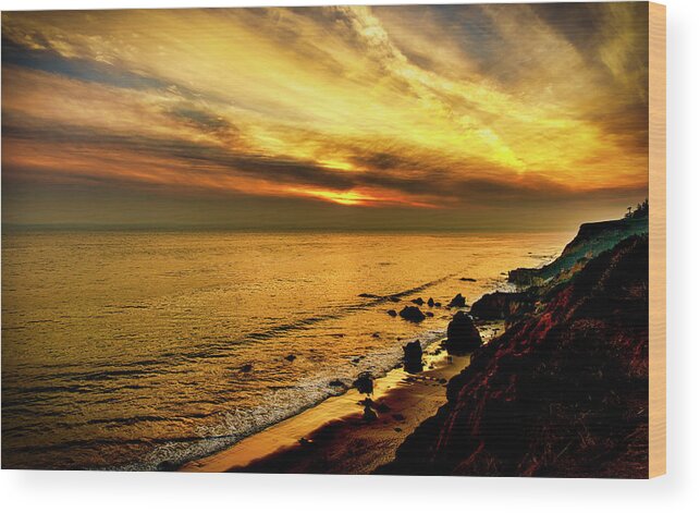 El Matador Beach Wood Print featuring the photograph El Matador Beach Sunset by Gene Parks