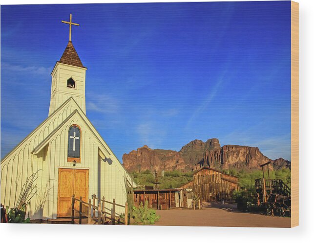 Apache Trail Wood Print featuring the photograph Elvis Chapel at Apacheland, Superstition Mountains by Dawn Richards
