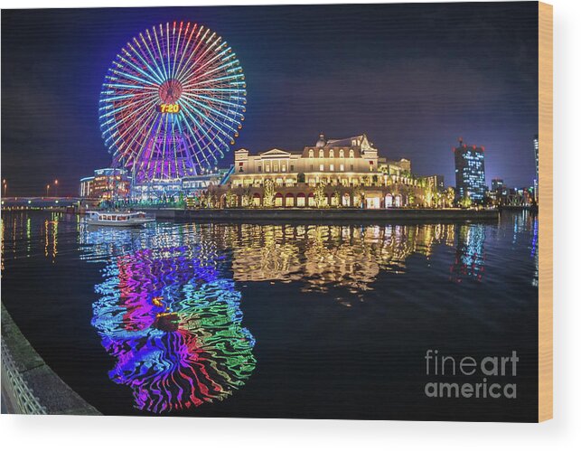 Scenics Wood Print featuring the photograph Ferris Wheel At Cosmo World Fun Park by Suttipong Sutiratanachai