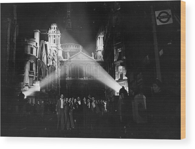 People Wood Print featuring the photograph Floodlit London by Picture Post