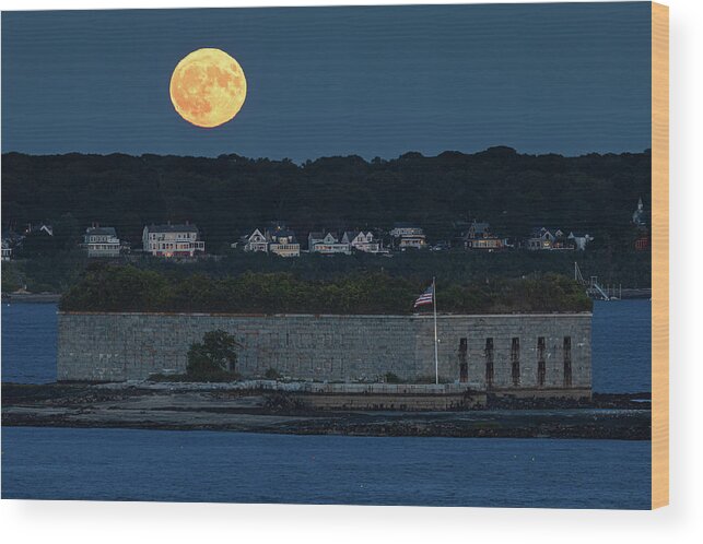 Maine Wood Print featuring the photograph Fort Gorges Moon by Colin Chase