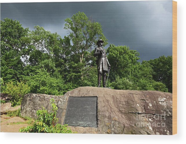 Gettysburg Battlefield Wood Print featuring the photograph General Warren Monument Little Round Top Hill Gettysburg by James Brunker