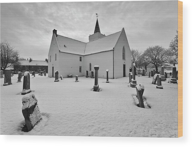 Tranquility Wood Print featuring the photograph Gifford Church In Snow by Bluefinart