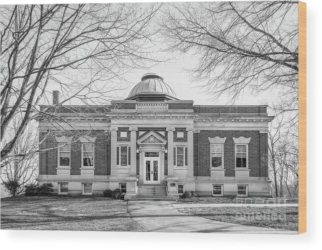 Hanover Wood Print featuring the photograph Hanover College Hendricks Hall by University Icons