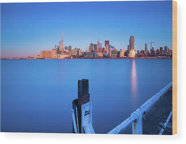 Cn Tower Wood Print featuring the photograph Hello Toronto by Daniel Chen