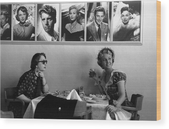 1950-1959 Wood Print featuring the photograph Hollywood Cafe by Kurt Hutton