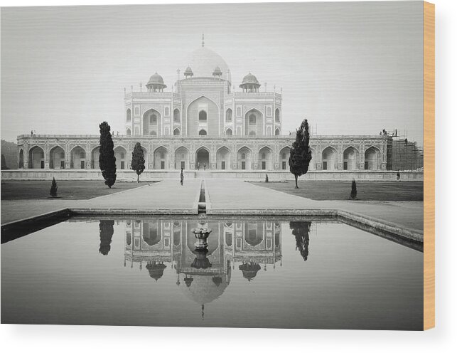 New Delhi Wood Print featuring the photograph Humayun Tomb by Dhmig Photography