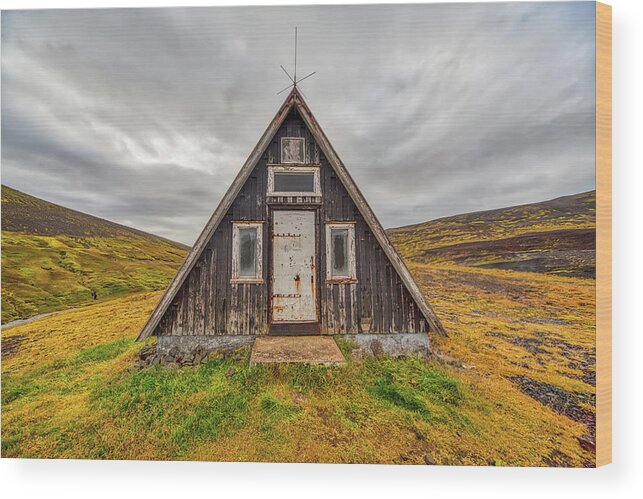 David Letts Wood Print featuring the photograph Iceland Chalet by David Letts