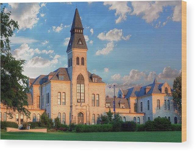 Kansas State University Wood Print featuring the photograph Kansas State Anderson Hall by JC Findley
