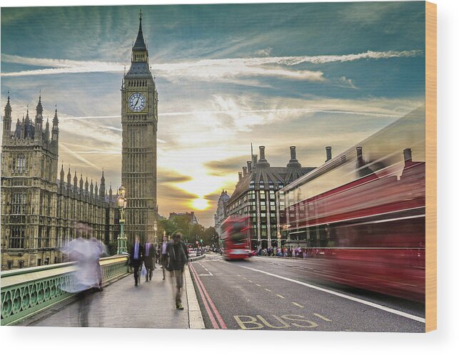 Gothic Style Wood Print featuring the photograph London On The Move by Xavierarnau