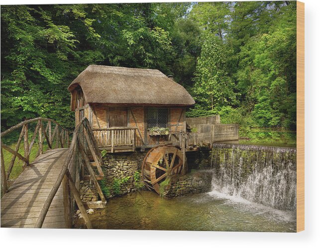 Gomez Mill Wood Print featuring the photograph Mill - Dard Hunter Mill by Mike Savad