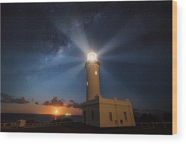 Australia Wood Print featuring the photograph Moonrise And Lighthouse by Jingshu Zhu