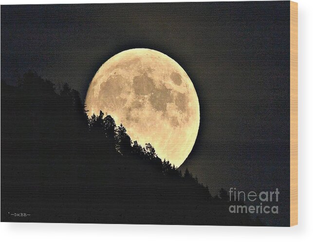 Moon Wood Print featuring the photograph Moonrise by Dorrene BrownButterfield
