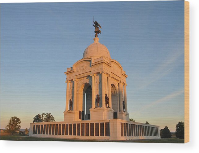 Morning Wood Print featuring the photograph Morning at the Gettysburg Memorial by Bill Cannon